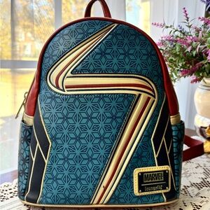 🔥Loungefly Marvel Ms Marvel Cosplay
Mini Backpack